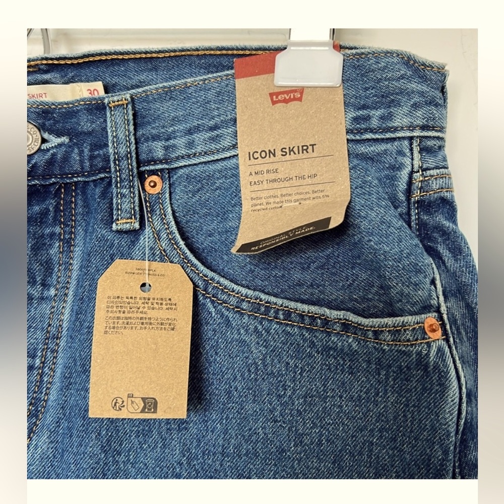 Levi's Blue Denim Icon Mini Skirt - Size 31